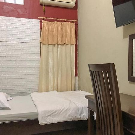 Sinar Hotel Enrekang エクステリア 写真