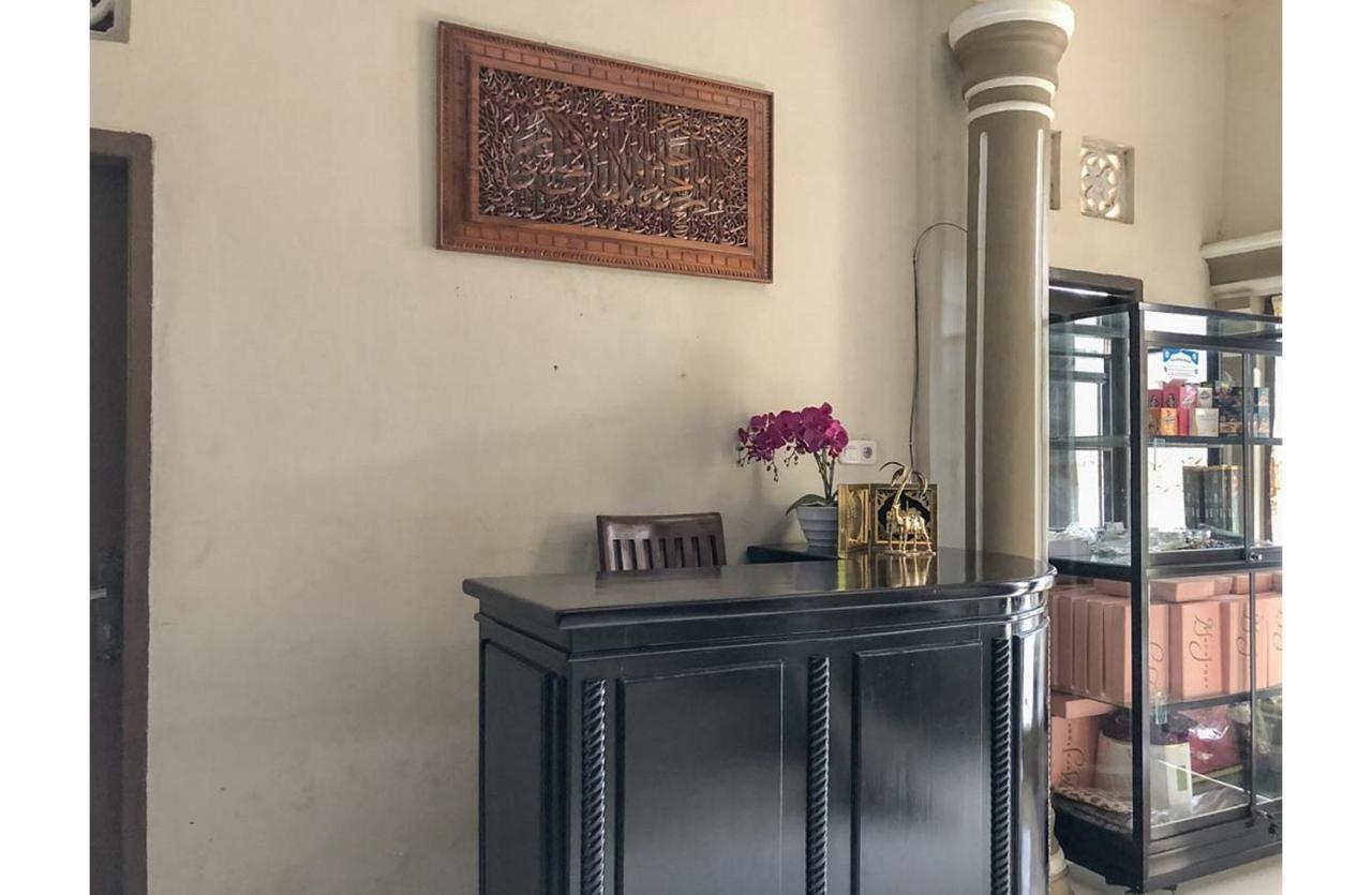 Sinar Hotel Enrekang エクステリア 写真